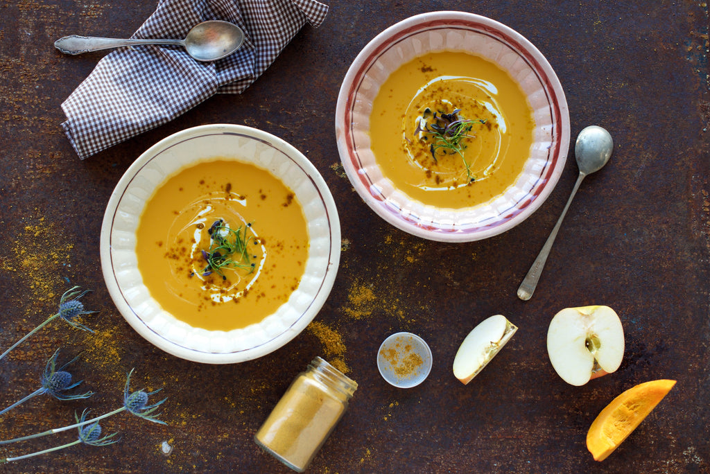 Autumn Recipe: Vegan Pumpkin and Apple Soup